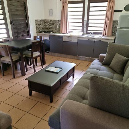 Hotel Oasis De Kiamu острів Ліфу Екстер'єр фото