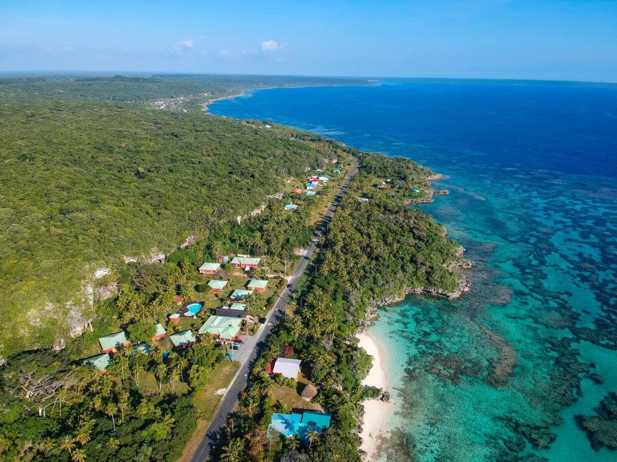 Hotel Oasis De Kiamu острів Ліфу Екстер'єр фото