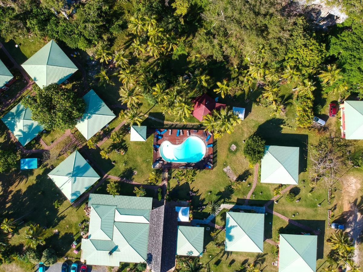 Hotel Oasis De Kiamu острів Ліфу Екстер'єр фото