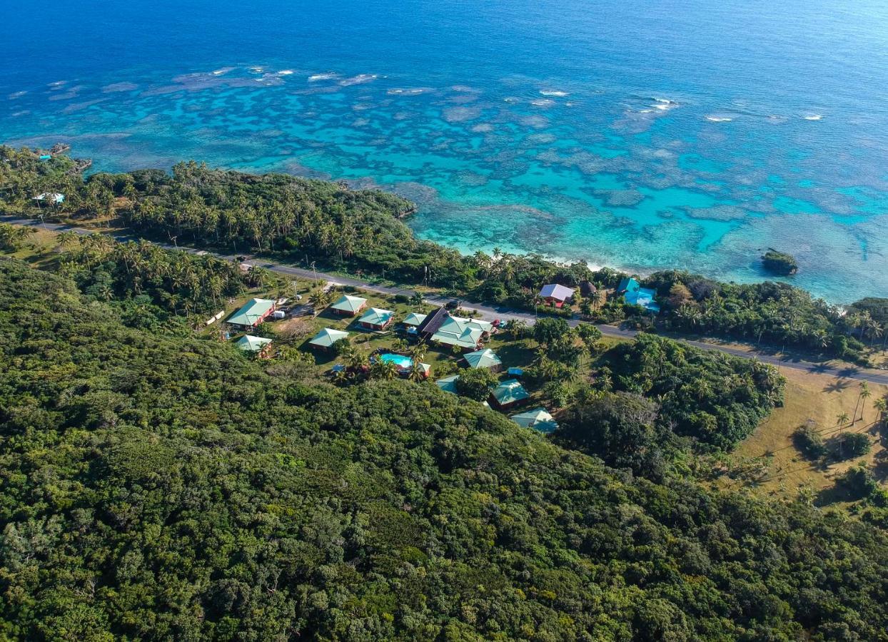 Hotel Oasis De Kiamu острів Ліфу Екстер'єр фото