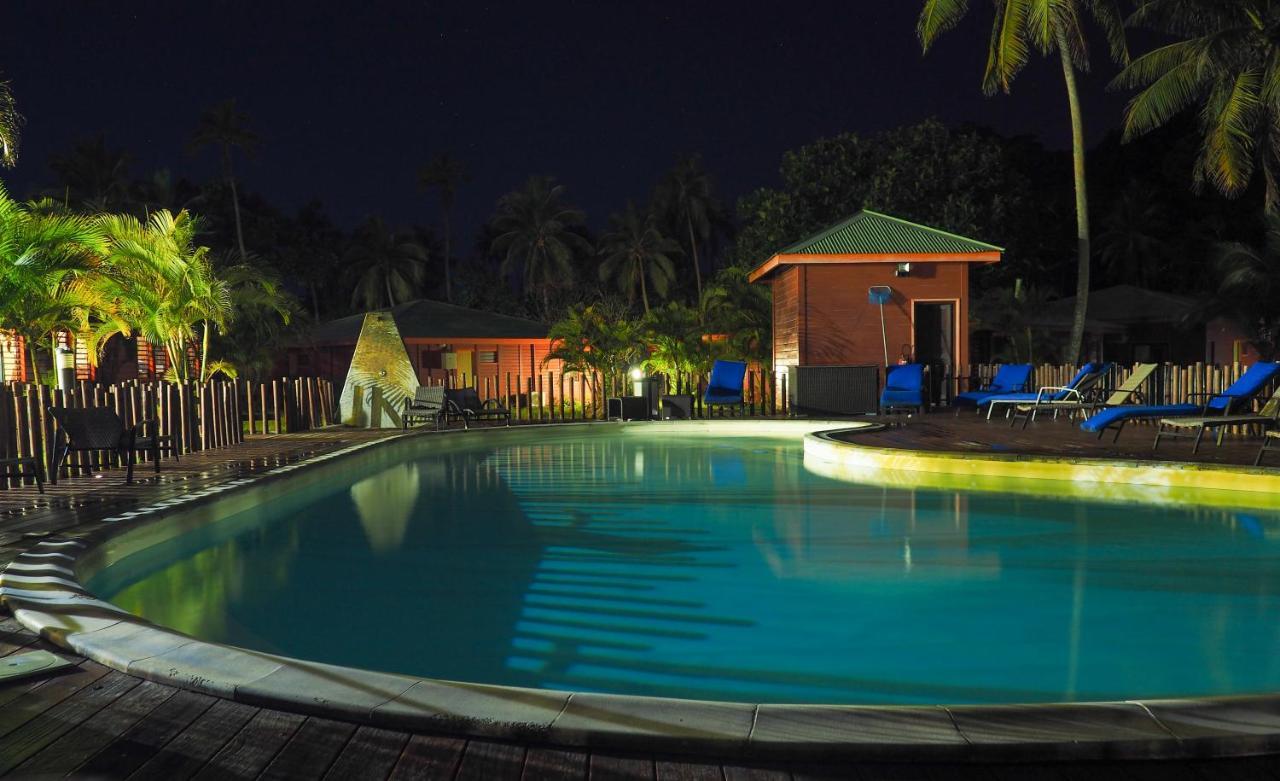 Hotel Oasis De Kiamu острів Ліфу Екстер'єр фото